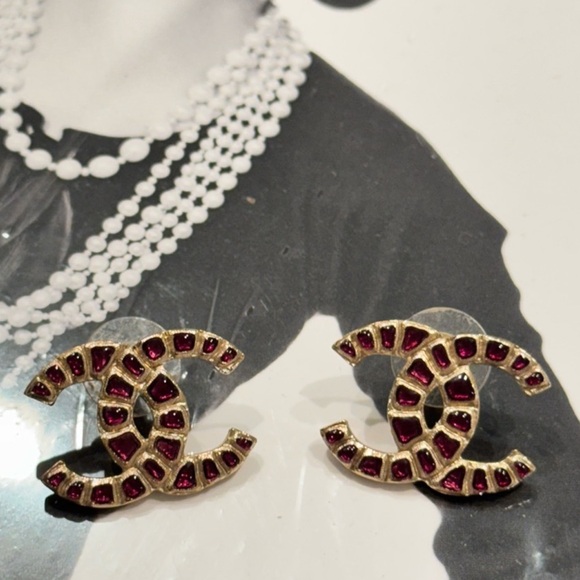 RARE CHANEL 2019 Egyptian Nile Stud Gold Runway Earrings - Picture 2 of 8